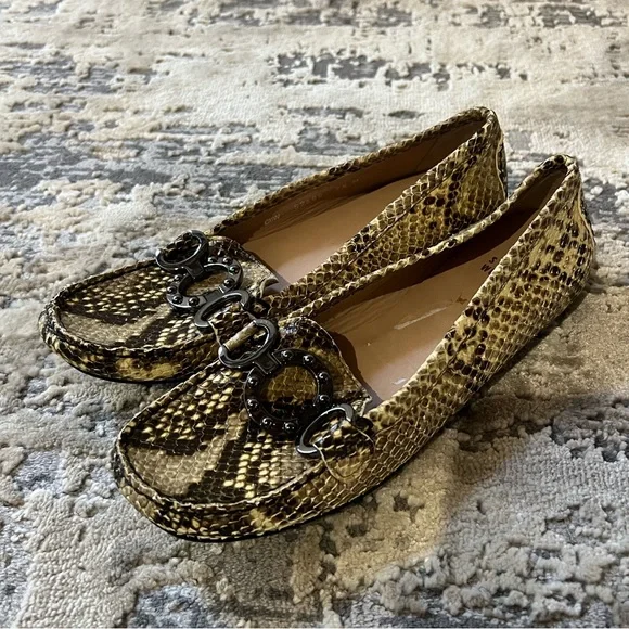 Stuart Weitzman Women’s Brown Loafers Slip-Ons- Size 7.5 Stuart Weitzman Womens Size 7.5 Brown Loafer Slip-On Shoes  main image 4